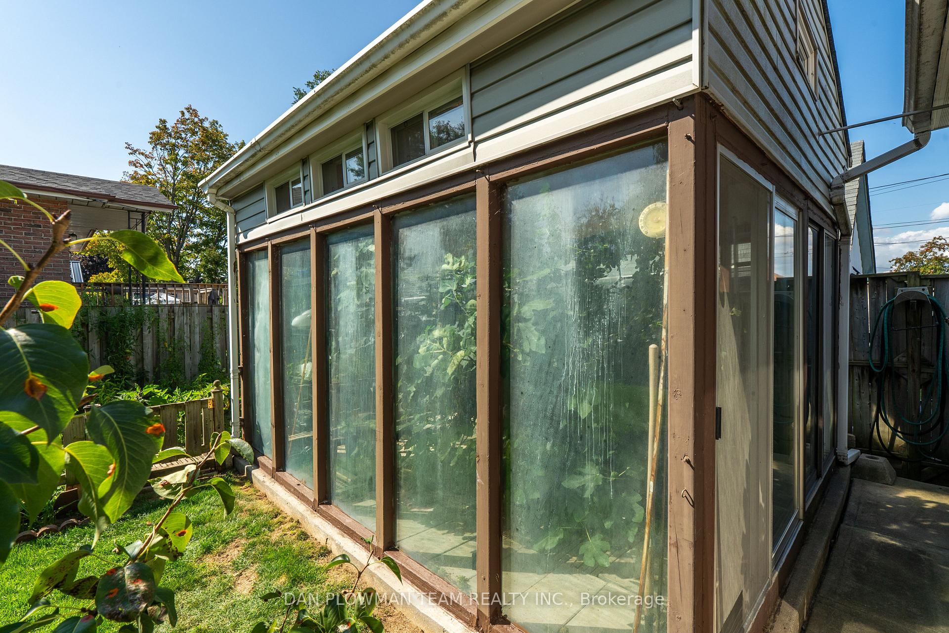 Photo 50 of 292 Gibbons Street, Oshawa, McLaughlin — HOMEH