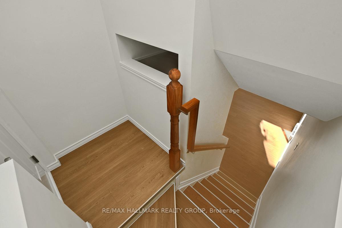 Photo 2 of Unit B, 741 Claude Street, Ottawa, Castle Heights/Rideau High — HOMEH