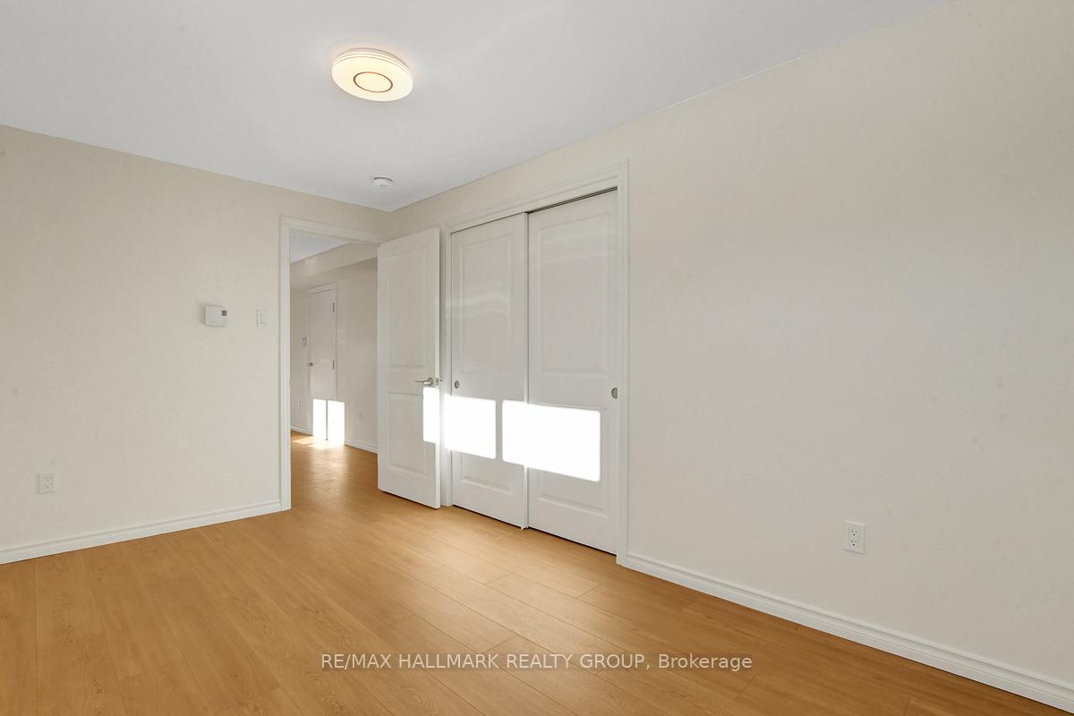 Photo 12 of Unit B, 741 Claude Street, Ottawa, Castle Heights/Rideau High — HOMEH