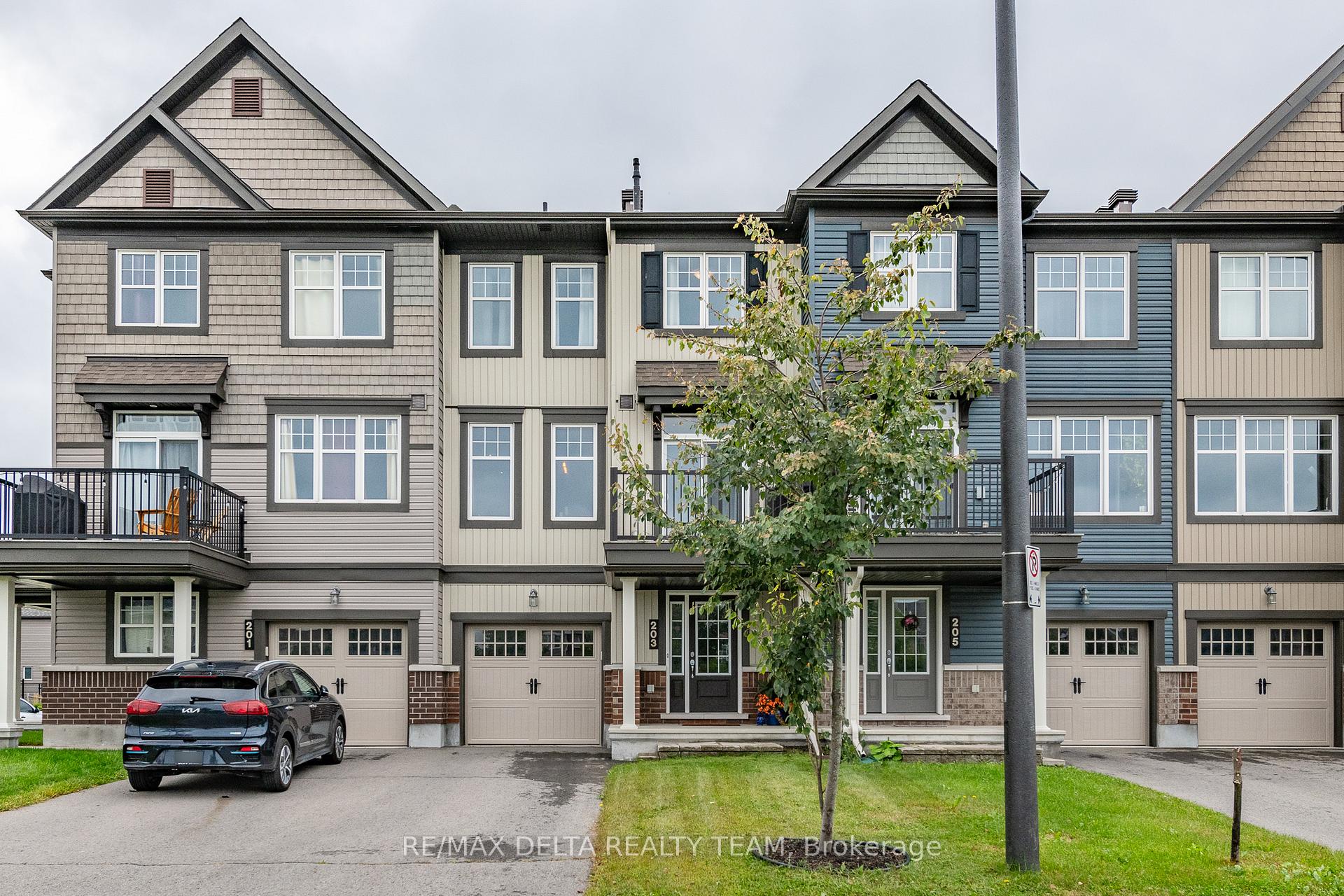 Photo 1 of 203 Yellowcress Way, Ottawa, Avalon West — HOMEH