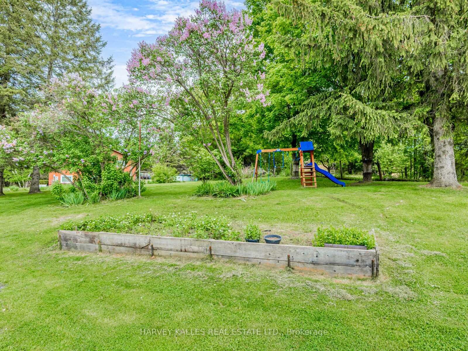 Photo 8 of 6041 3rd Line, New Tecumseth, Rural New Tecumseth — HOMEH