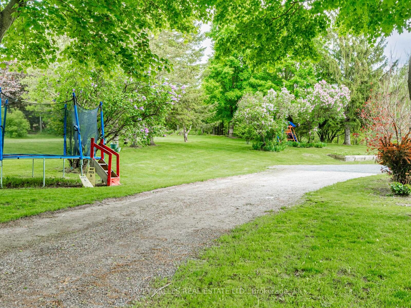 Photo 10 of 6041 3rd Line, New Tecumseth, Rural New Tecumseth — HOMEH