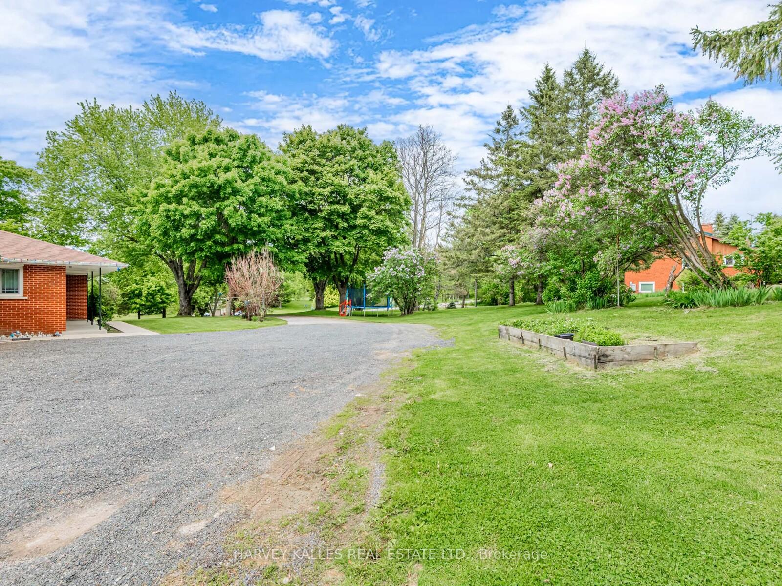 Photo 11 of 6041 3rd Line, New Tecumseth, Rural New Tecumseth — HOMEH