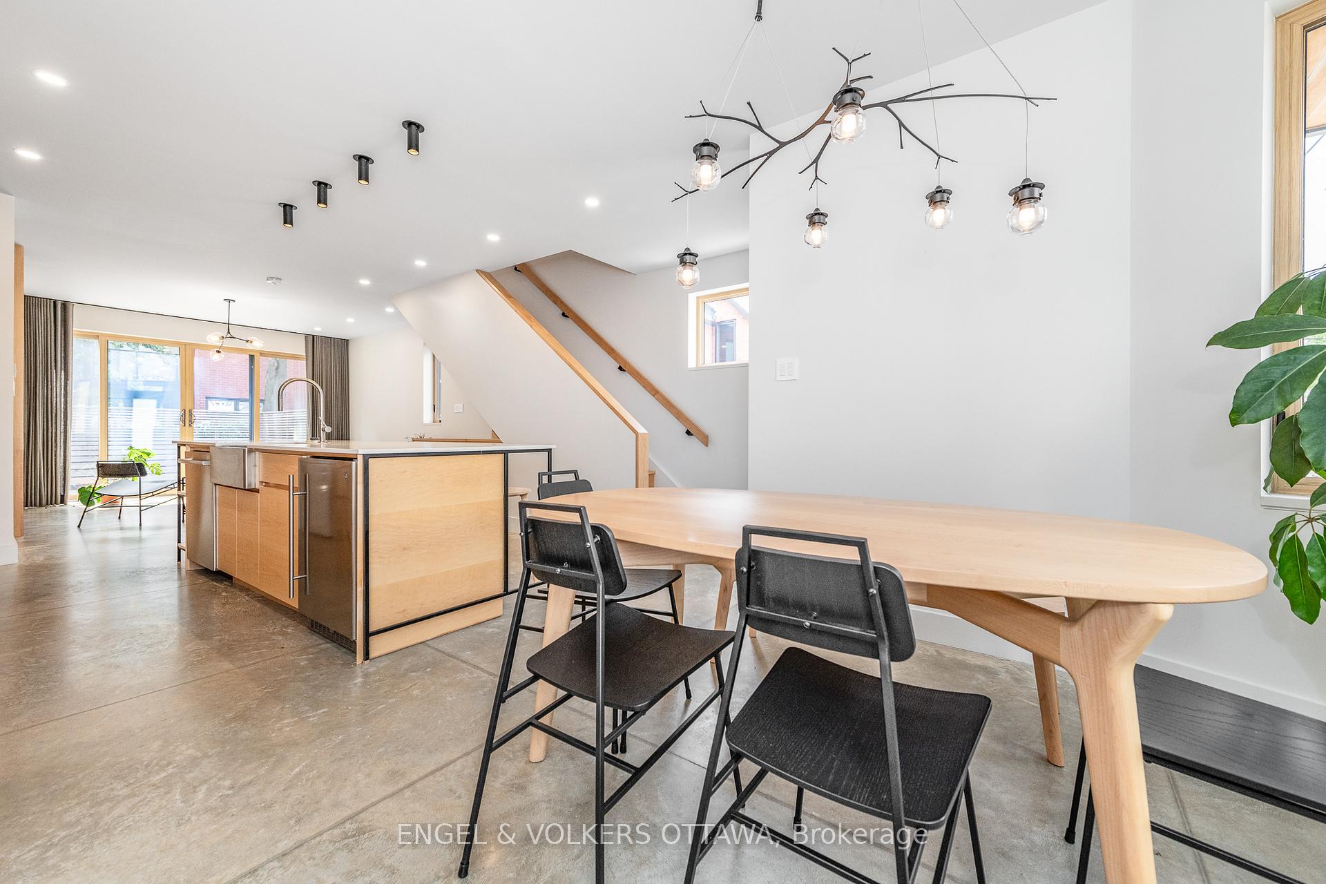 Photo 7 of 120 Frank Street, Ottawa, Ottawa Centre/Golden Triangle — HOMEH