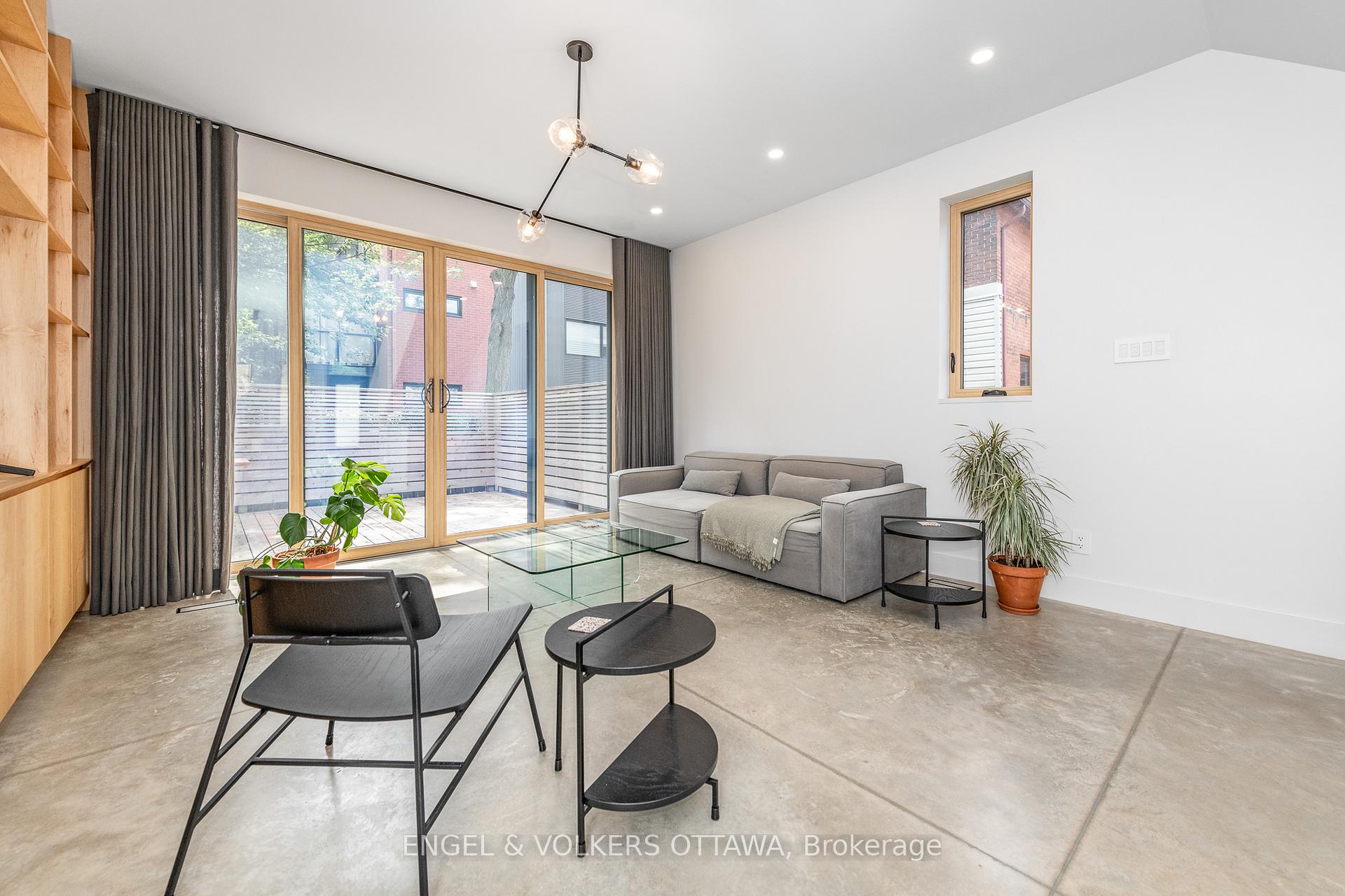 Photo 13 of 120 Frank Street, Ottawa, Ottawa Centre/Golden Triangle — HOMEH