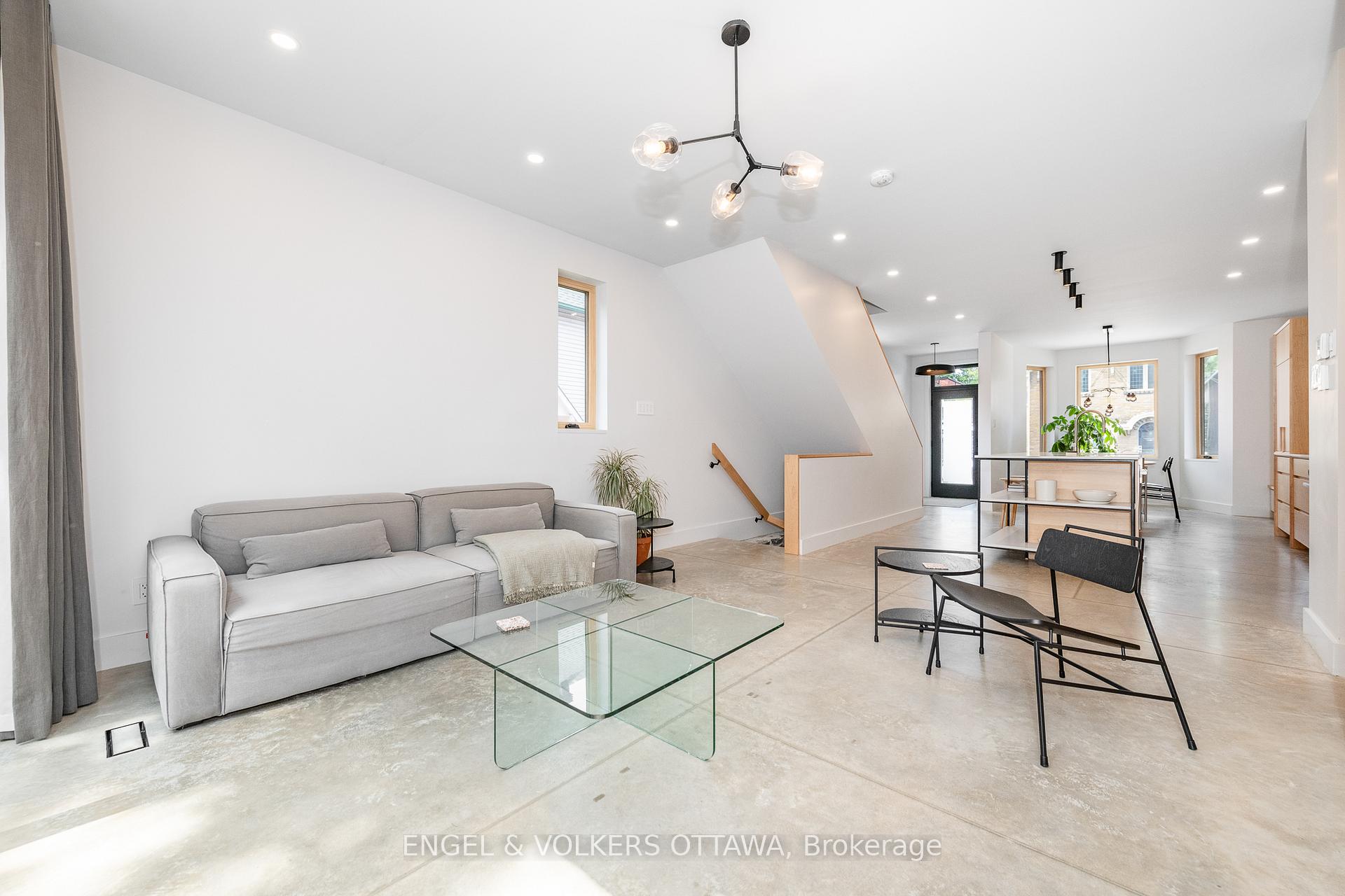 Photo 16 of 120 Frank Street, Ottawa, Ottawa Centre/Golden Triangle — HOMEH