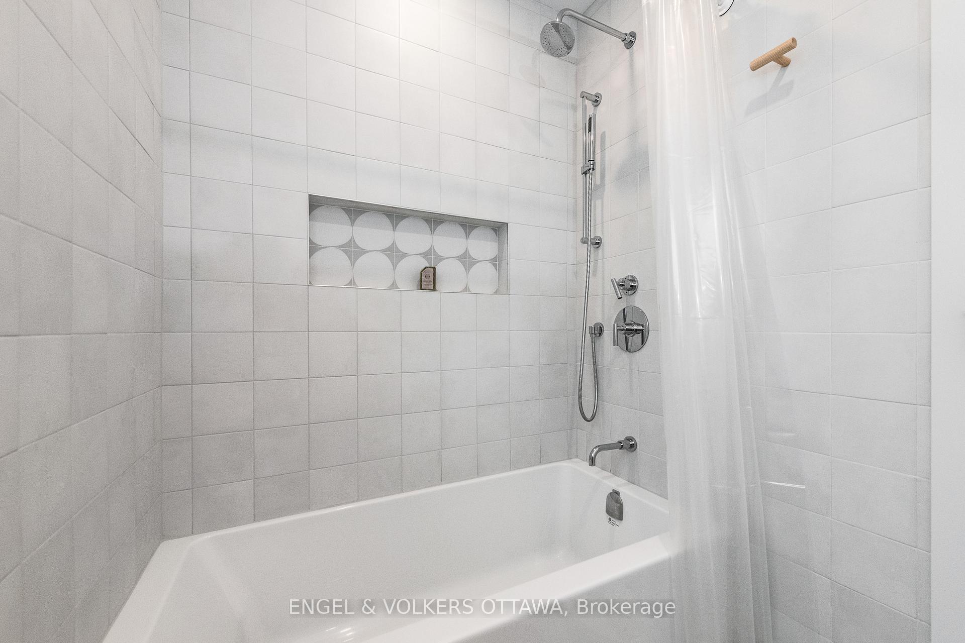 Photo 31 of 120 Frank Street, Ottawa, Ottawa Centre/Golden Triangle — HOMEH
