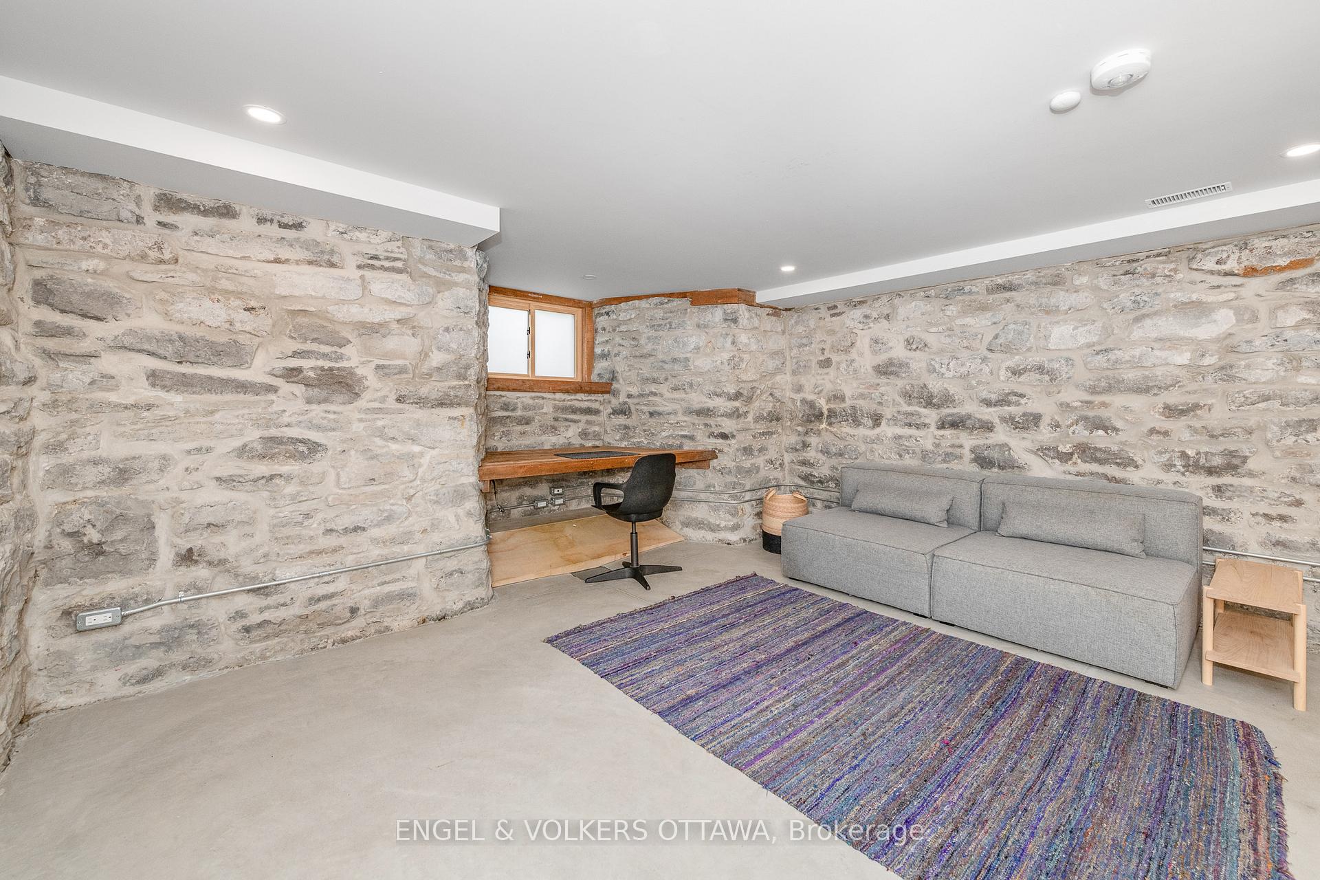 Photo 32 of 120 Frank Street, Ottawa, Ottawa Centre/Golden Triangle — HOMEH