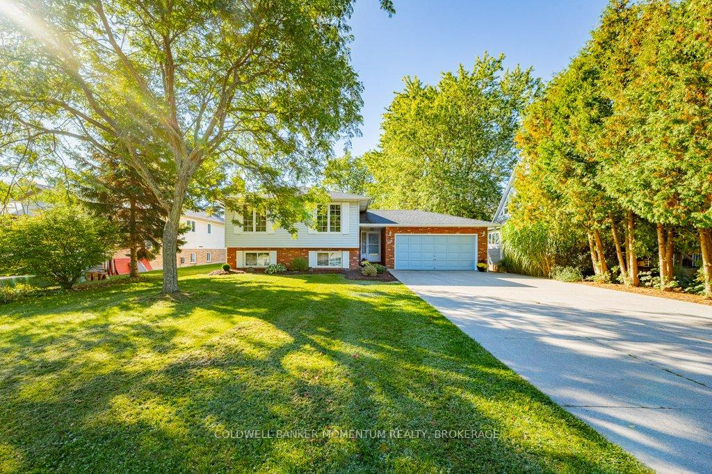 Photo 3 of 738 Welland Road, Pelham, Fenwick — HOMEH