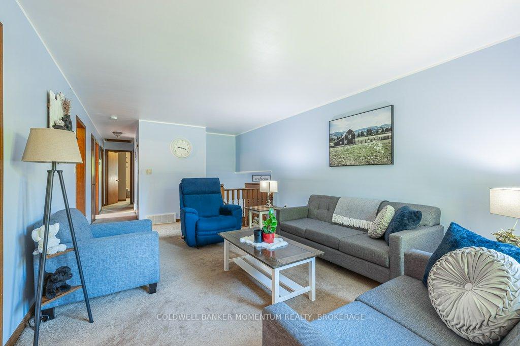Photo 10 of 738 Welland Road, Pelham, Fenwick — HOMEH