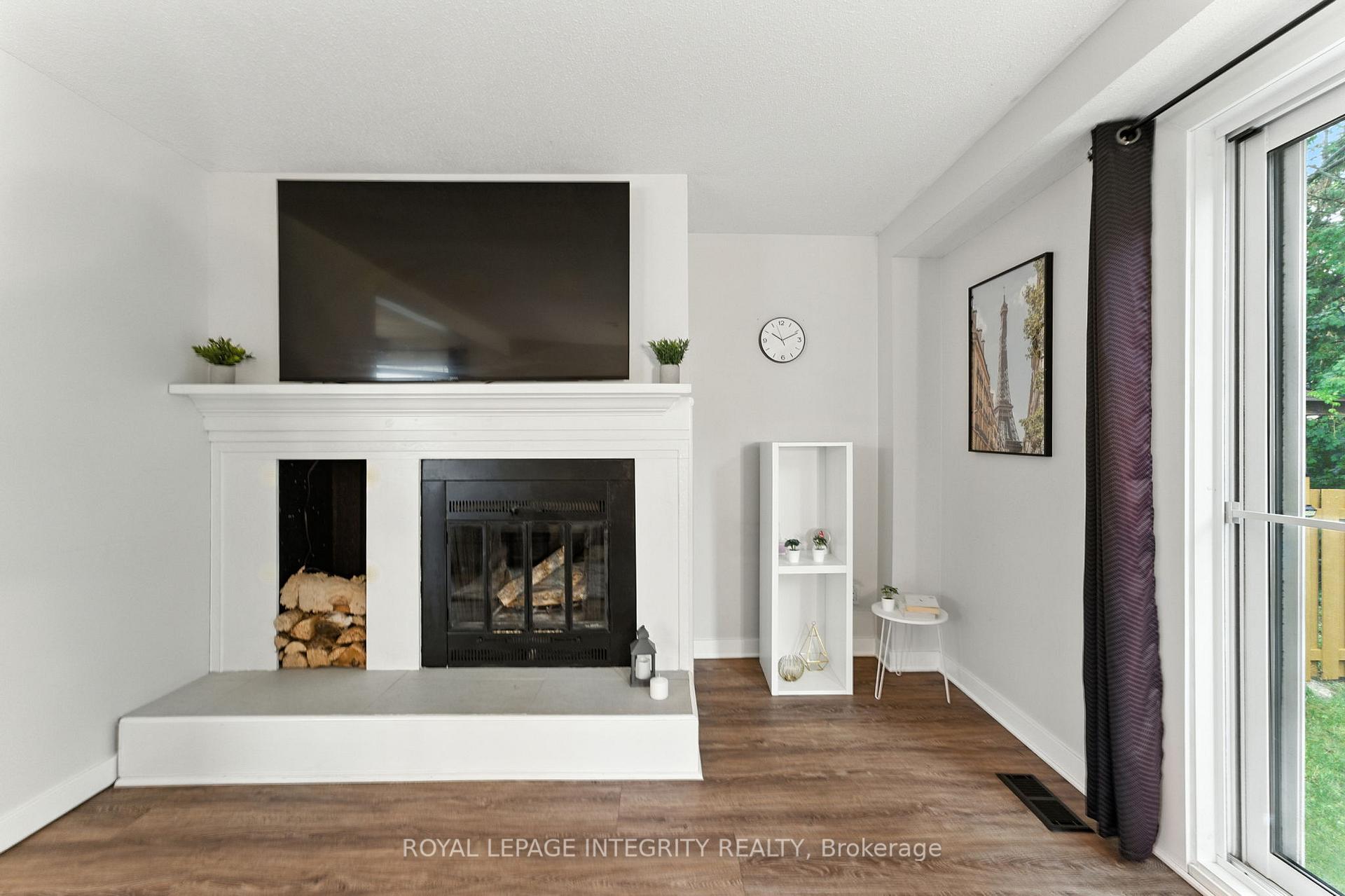 Photo 10 of 7900 Decarie Drive, Ottawa, Orleans Wood — HOMEH