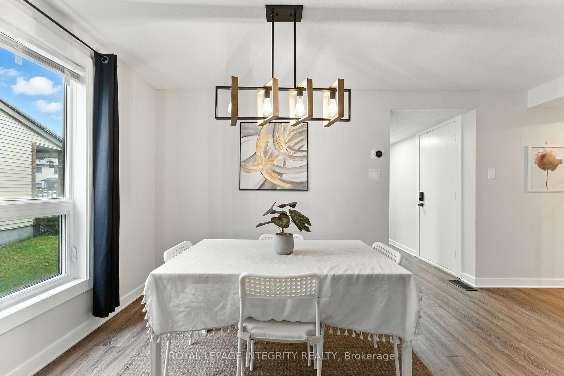 Photo 16 of 7900 Decarie Drive, Ottawa, Orleans Wood — HOMEH