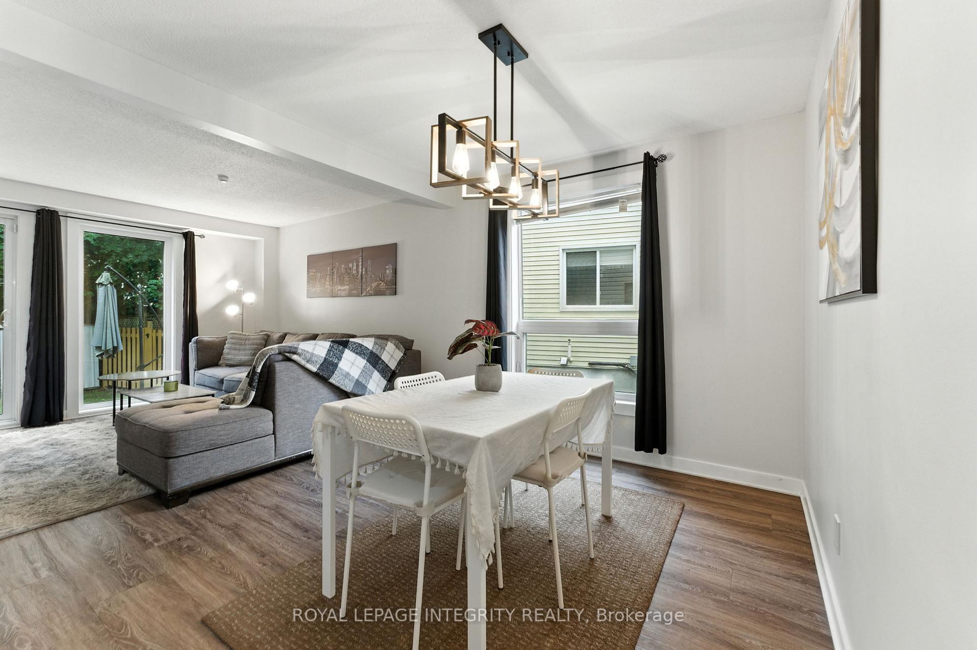 Photo 17 of 7900 Decarie Drive, Ottawa, Orleans Wood — HOMEH