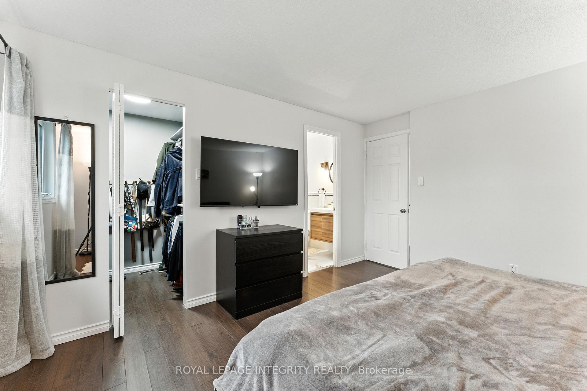 Photo 21 of 7900 Decarie Drive, Ottawa, Orleans Wood — HOMEH