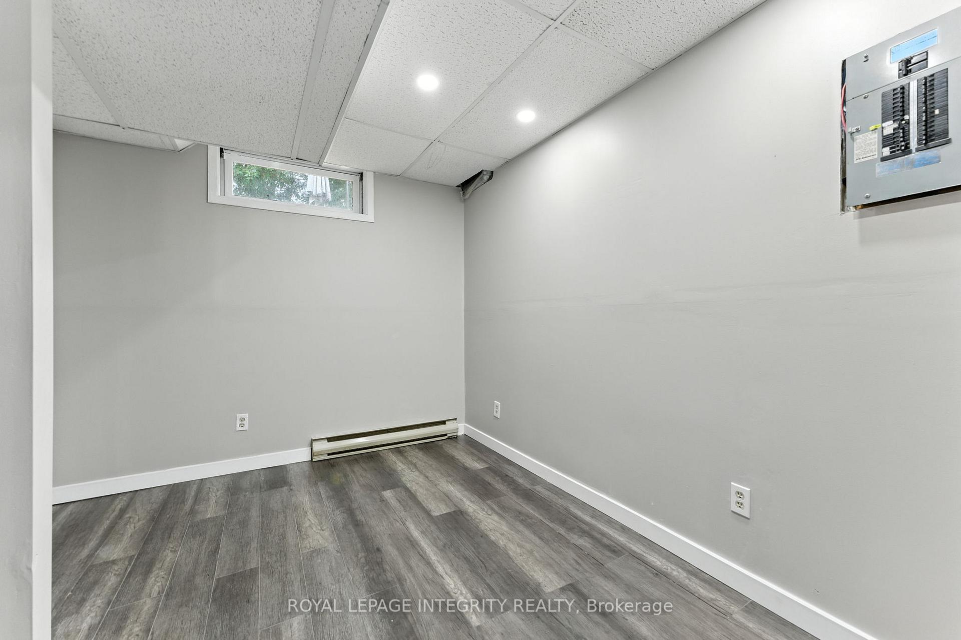 Photo 33 of 7900 Decarie Drive, Ottawa, Orleans Wood — HOMEH