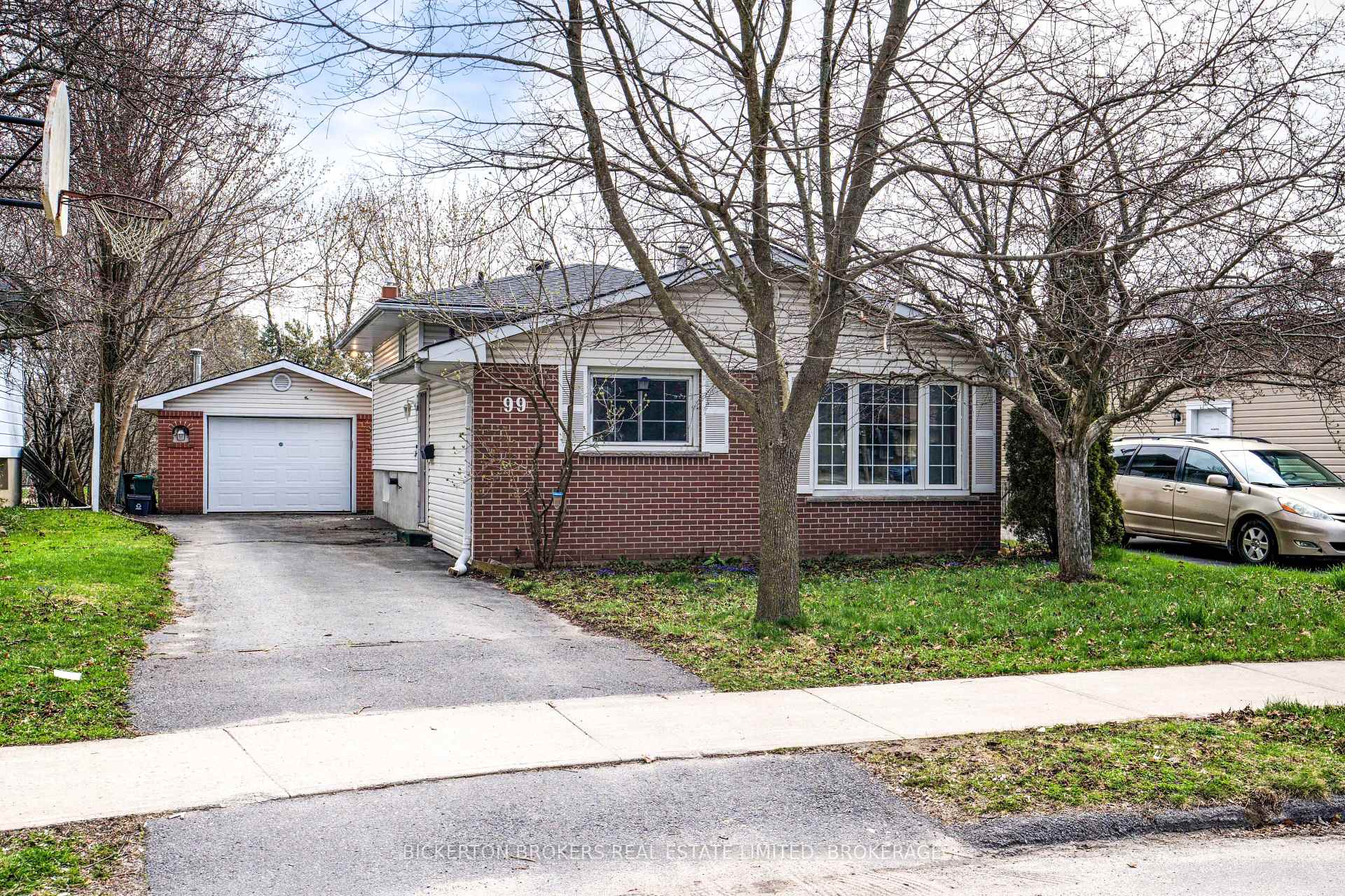 Photo 2 of 99 Calderwood Drive, Kingston, Central City West — HOMEH