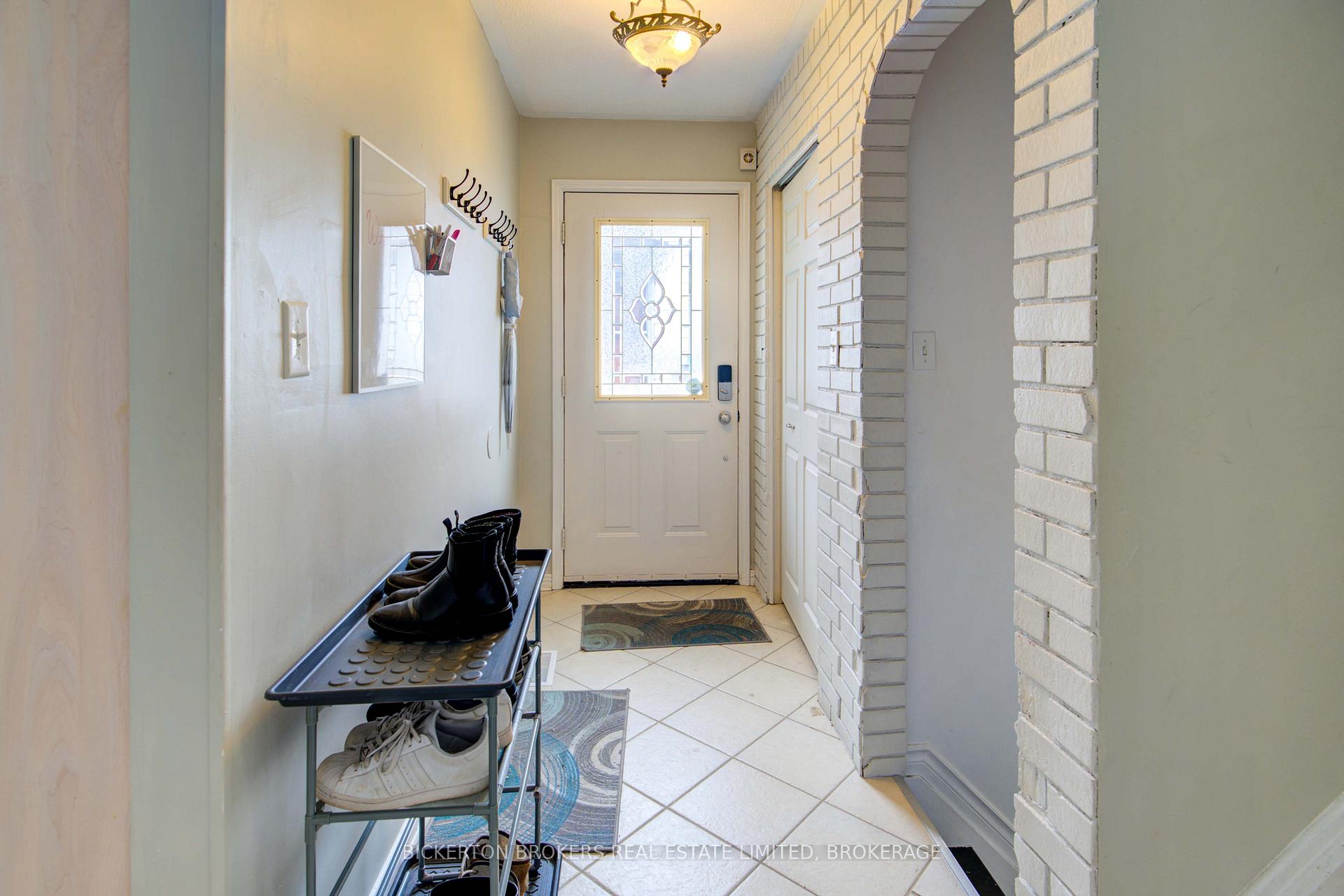 Photo 13 of 99 Calderwood Drive, Kingston, Central City West — HOMEH