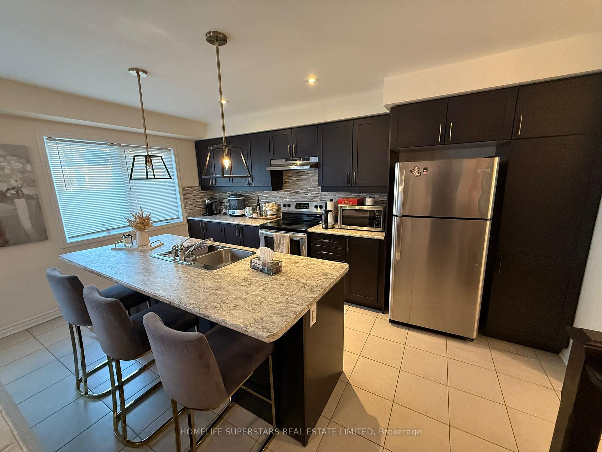 Photo 15 of Unit 118, 1000 Asleton Boulevard W, Milton, Willmott — HOMEH