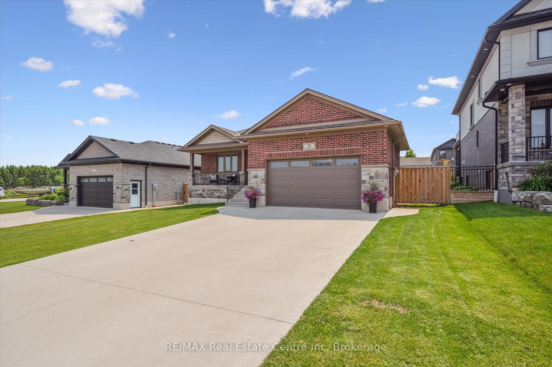 Photo 2 of 91 Gerber Drive, Perth East, Milverton — HOMEH