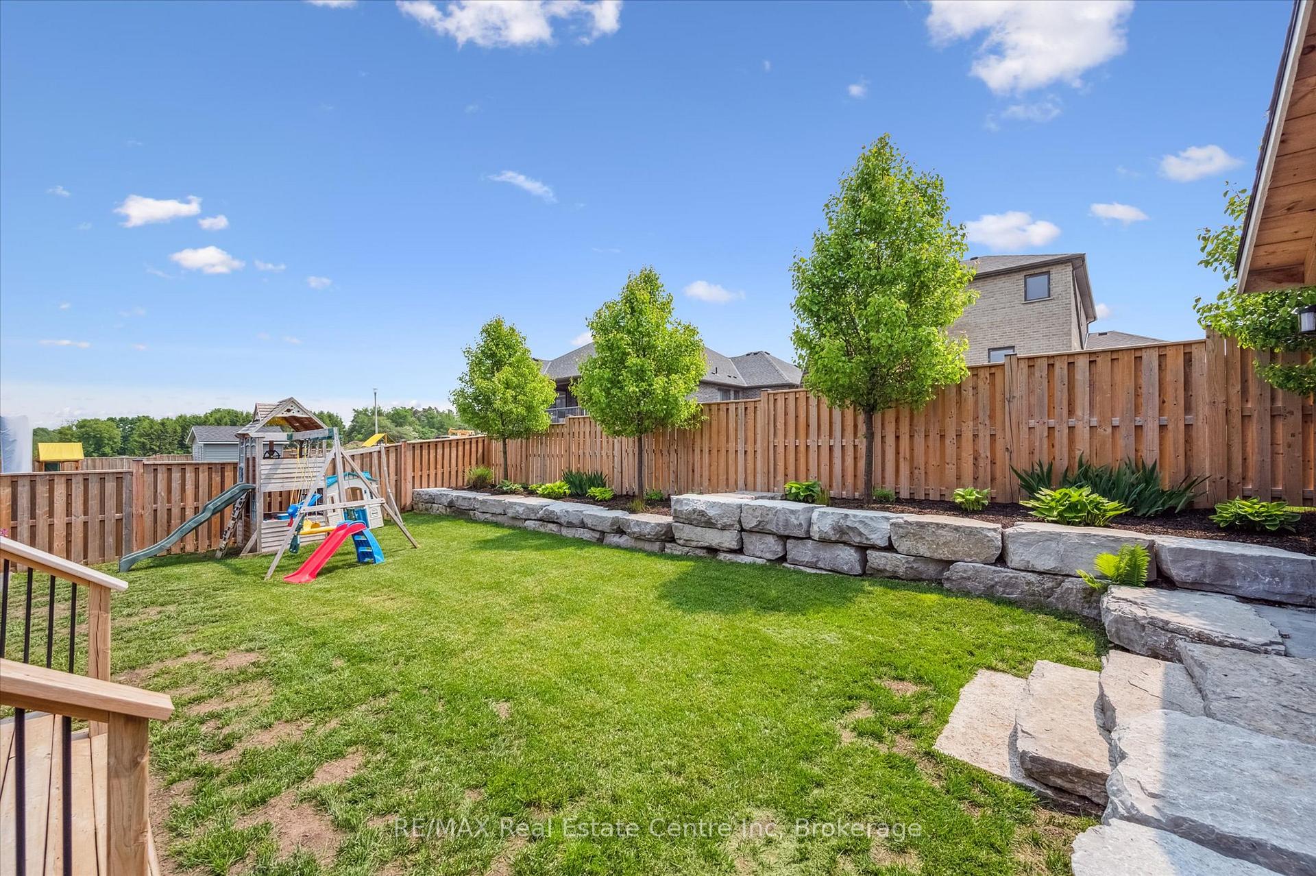Photo 37 of 91 Gerber Drive, Perth East, Milverton — HOMEH