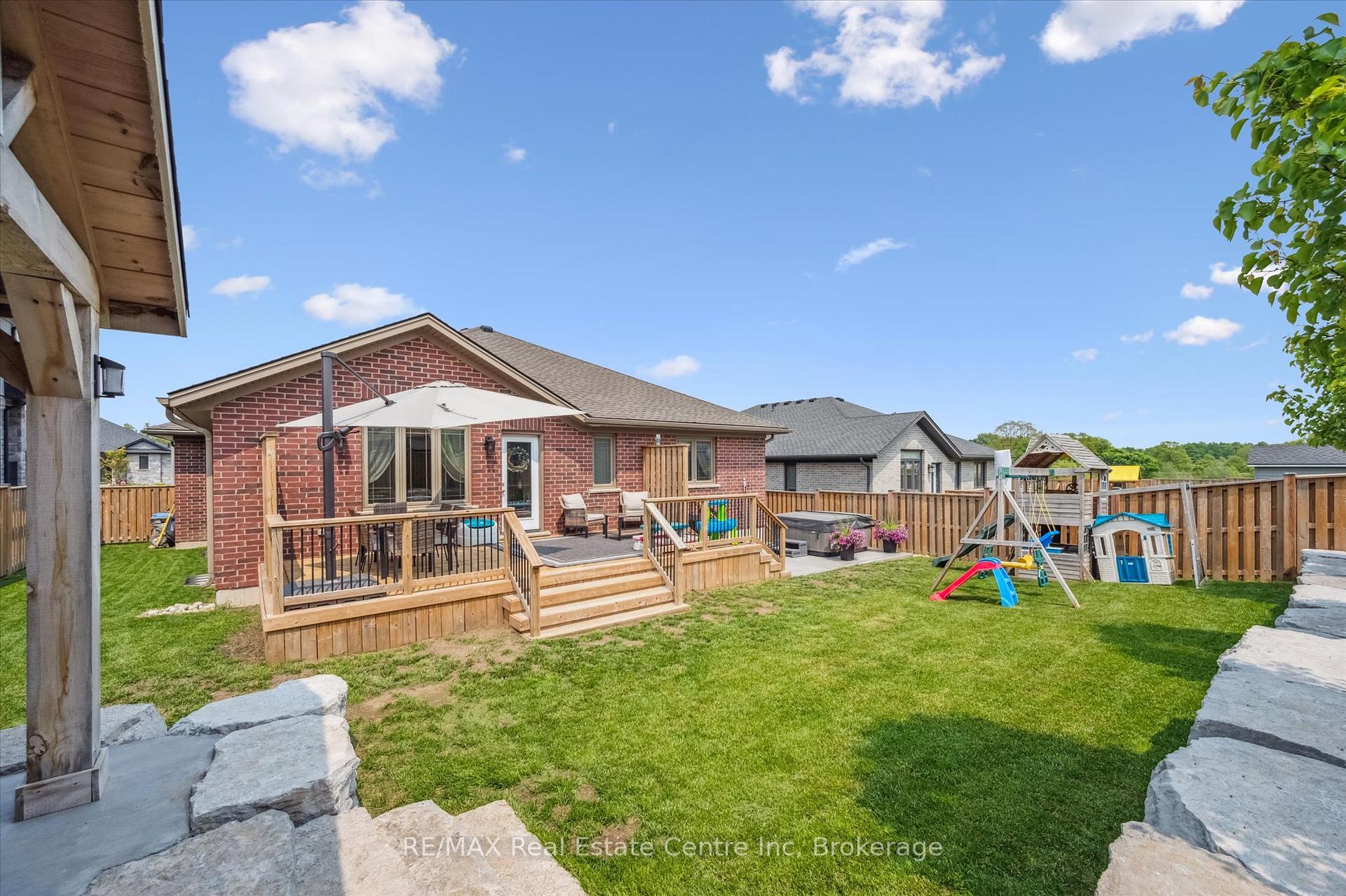 Photo 38 of 91 Gerber Drive, Perth East, Milverton — HOMEH