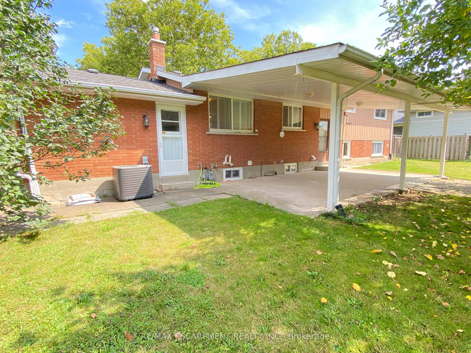 Photo 12 of 4327 Mitchell Avenue, Niagara Falls, Morrison — HOMEH