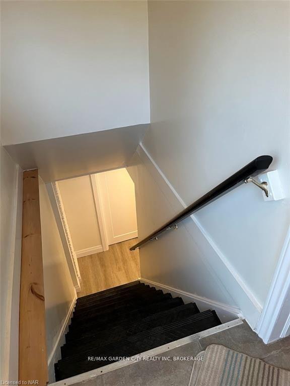 Photo 4 of Unit Lower, 4 Lorimer Street, Pelham, Fonthill — HOMEH