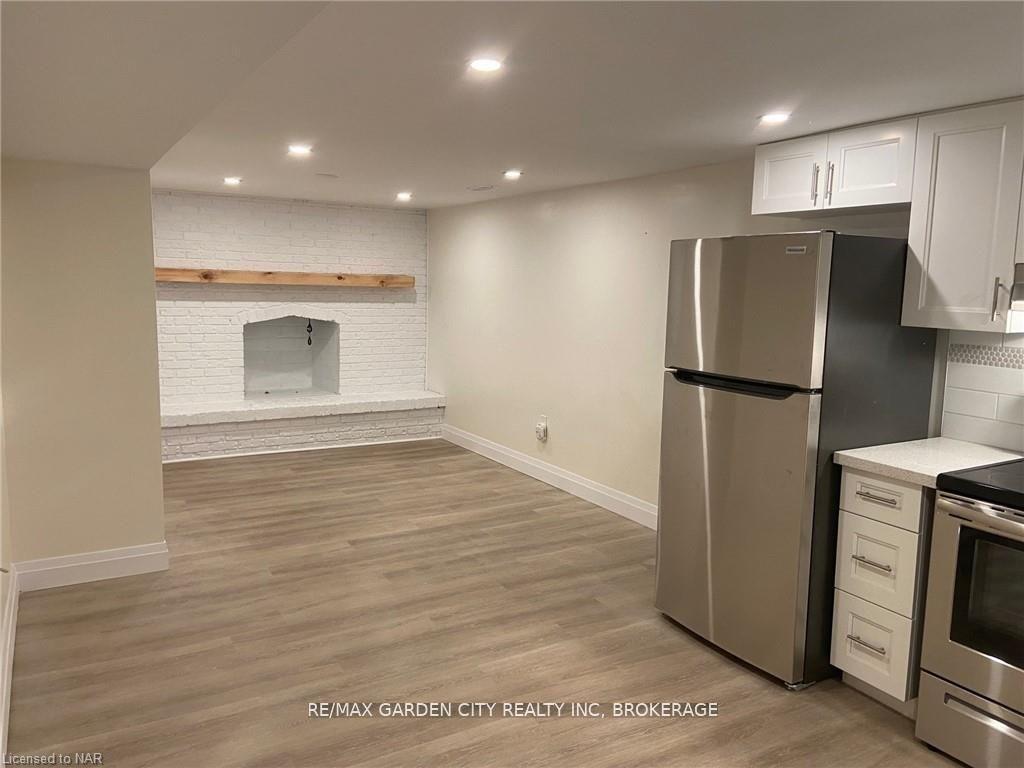 Photo 12 of Unit Lower, 4 Lorimer Street, Pelham, Fonthill — HOMEH