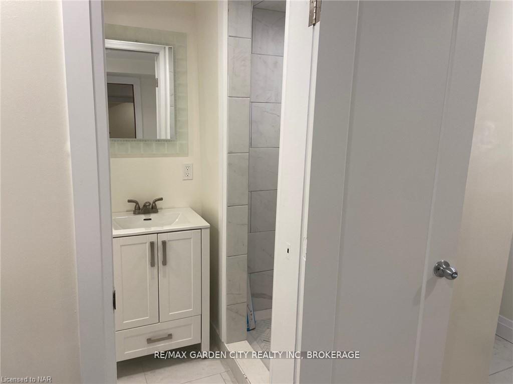 Photo 26 of Unit Lower, 4 Lorimer Street, Pelham, Fonthill — HOMEH