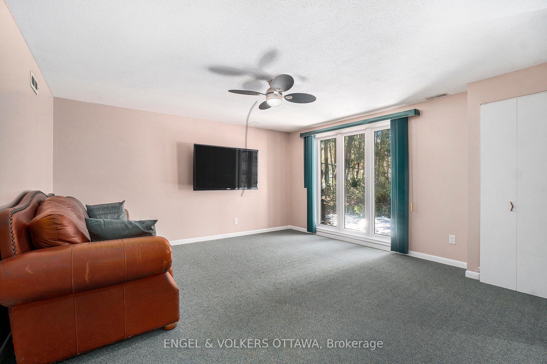 Photo 21 of 1266 Alloway Crescent, Ottawa, Carson Meadows — HOMEH