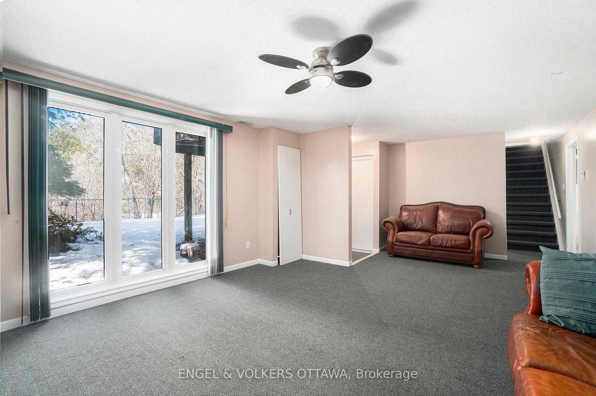 Photo 22 of 1266 Alloway Crescent, Ottawa, Carson Meadows — HOMEH
