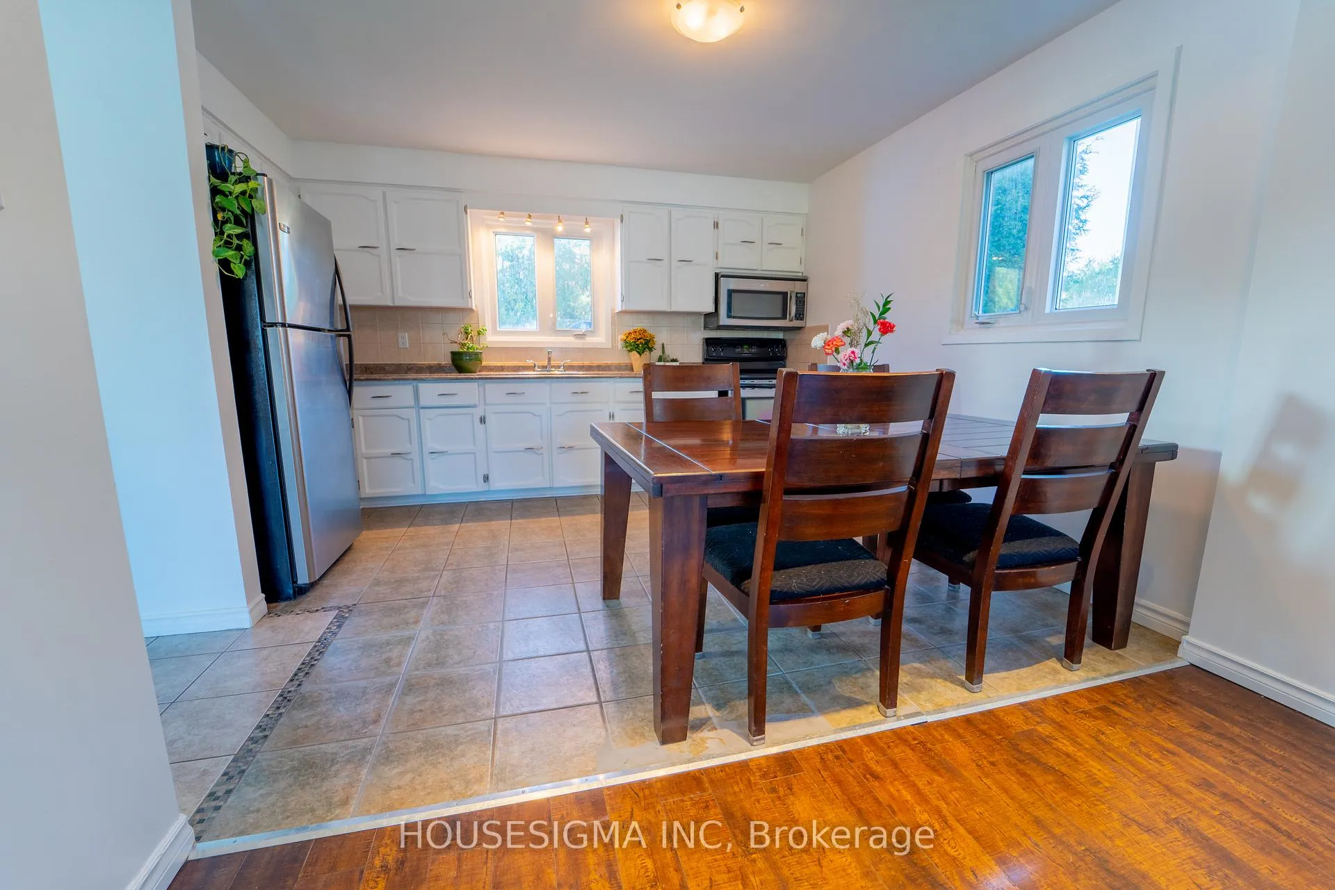 Photo 11 of 1767 Bonaventure Terrace, Ottawa, Convent Glen South — HOMEH