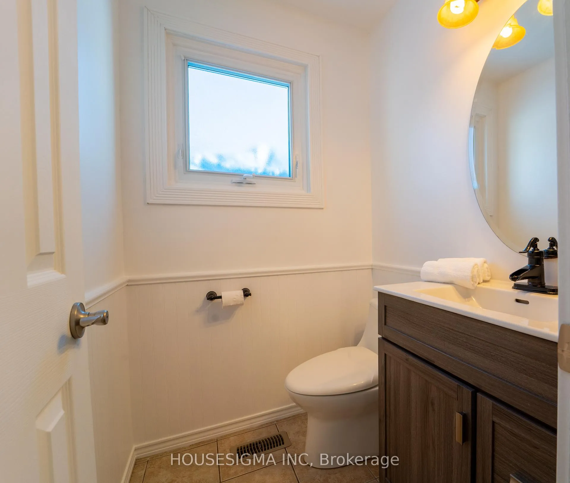 Photo 13 of 1767 Bonaventure Terrace, Ottawa, Convent Glen South — HOMEH