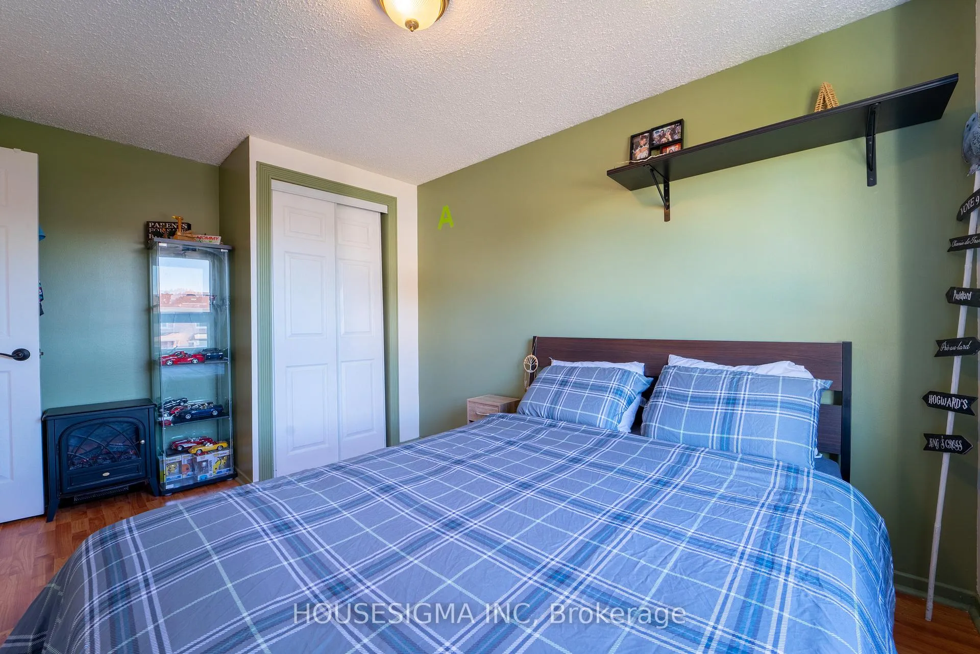 Photo 18 of 1767 Bonaventure Terrace, Ottawa, Convent Glen South — HOMEH