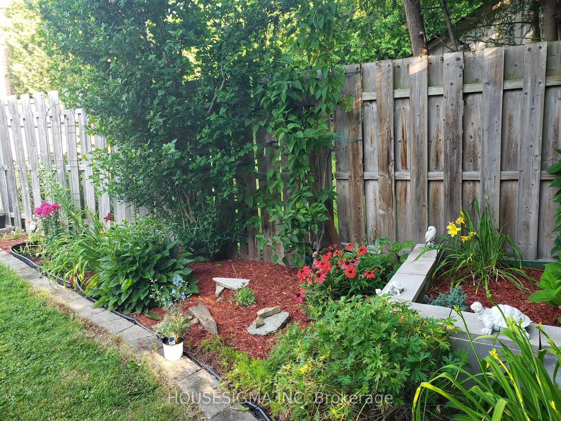 Photo 36 of 1767 Bonaventure Terrace, Ottawa, Convent Glen South — HOMEH