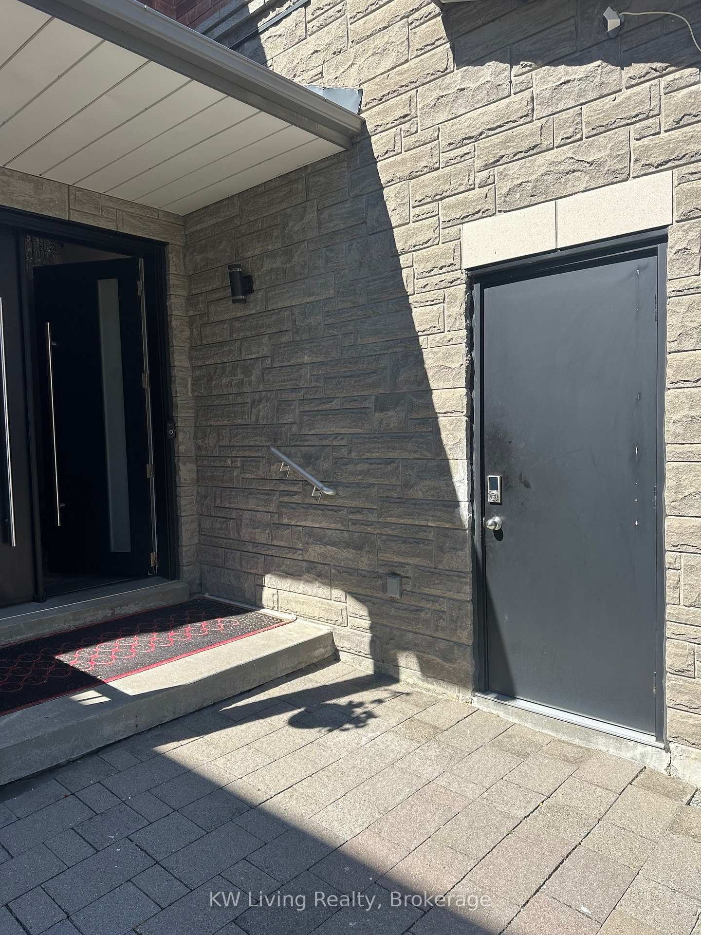 Photo 2 of Unit Lower, 562 Skinner Avenue, Newmarket, Stonehaven-Wyndham — HOMEH