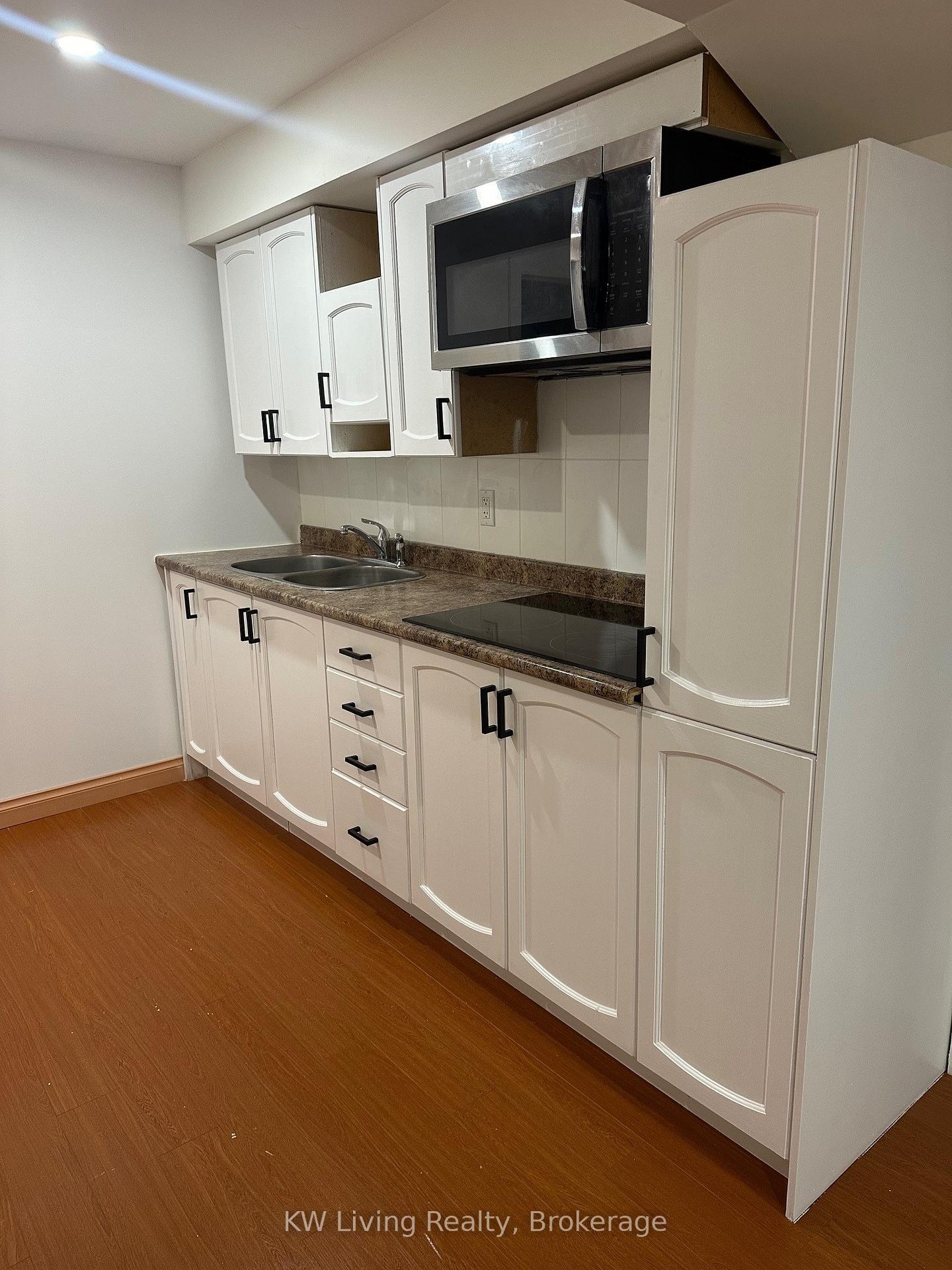 Photo 8 of Unit Lower, 562 Skinner Avenue, Newmarket, Stonehaven-Wyndham — HOMEH