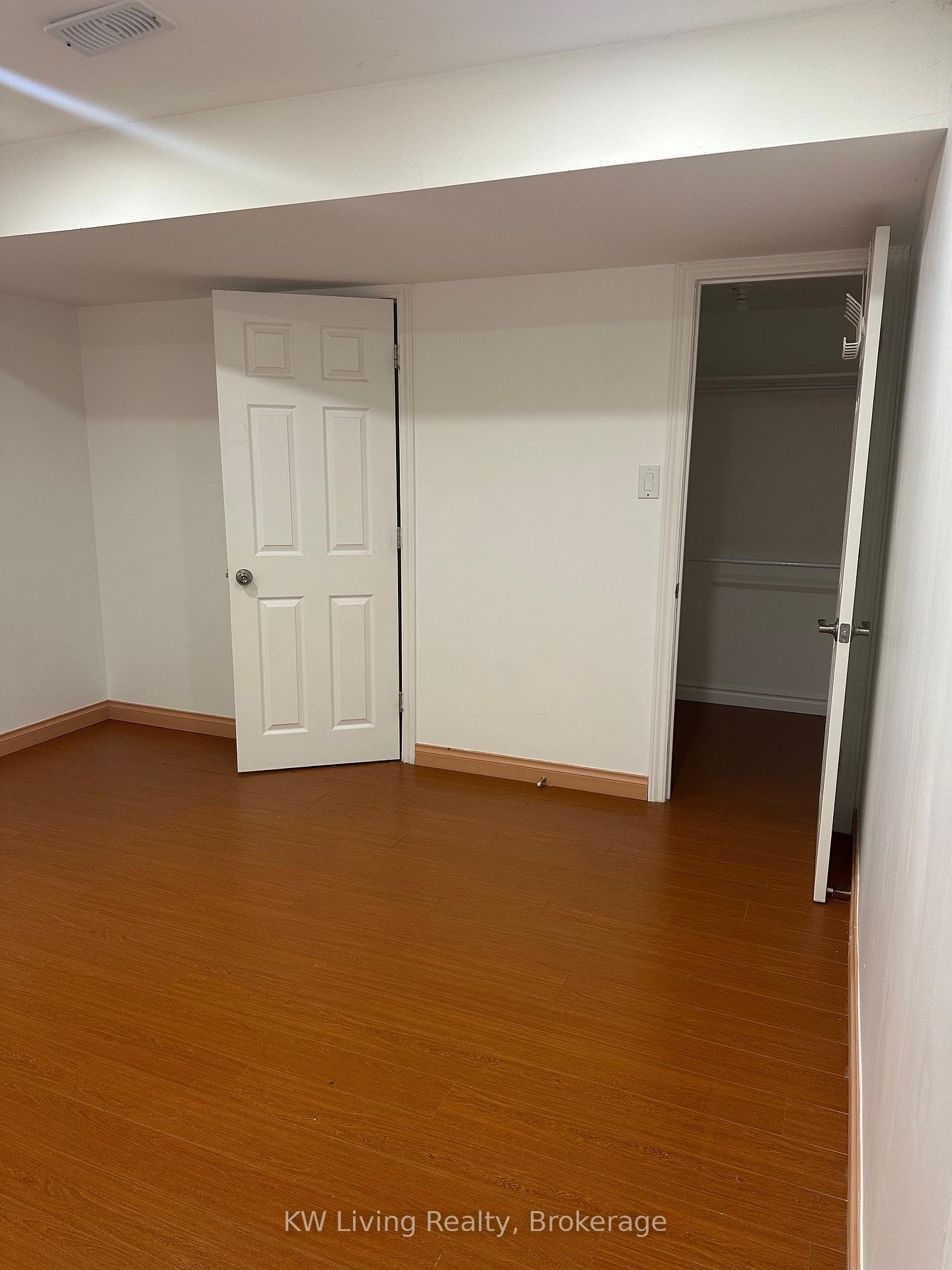 Photo 11 of Unit Lower, 562 Skinner Avenue, Newmarket, Stonehaven-Wyndham — HOMEH
