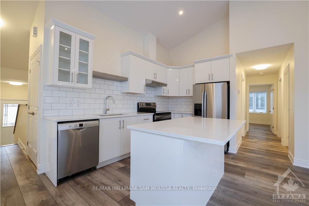 Photo 3 of 36 Senators Gate Drive, Perth — HOMEH