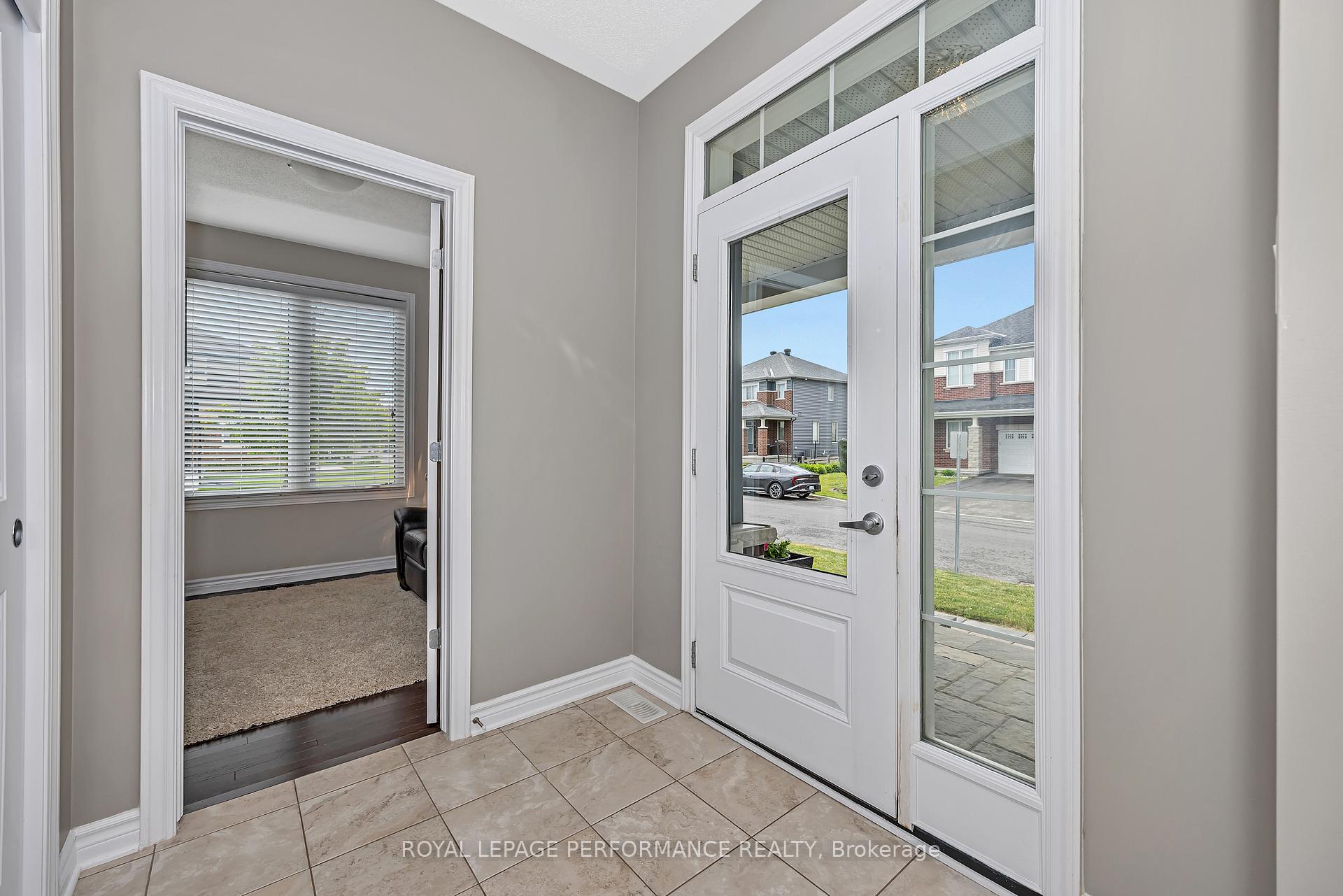 Photo 3 of 344 Hepatica Way, Ottawa, Avalon West — HOMEH