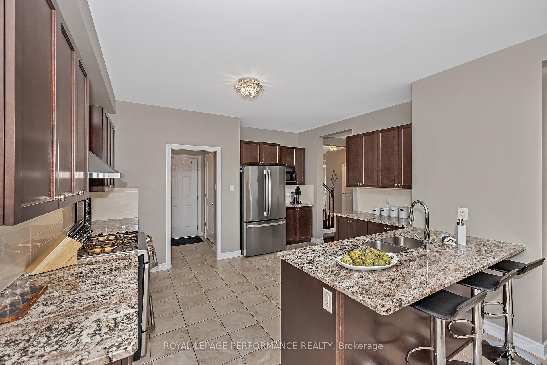Photo 11 of 344 Hepatica Way, Ottawa, Avalon West — HOMEH