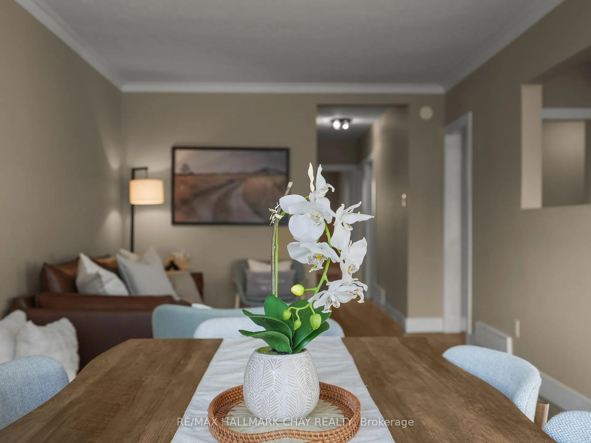 Photo 25 of 160 Nelson Street E, New Tecumseth, Alliston — HOMEH