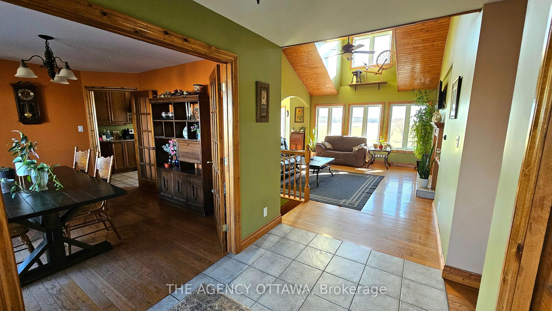 Photo 14 of 13243 Thompson Road, North Dundas, North Dundas (Winchester) Twp — HOMEH