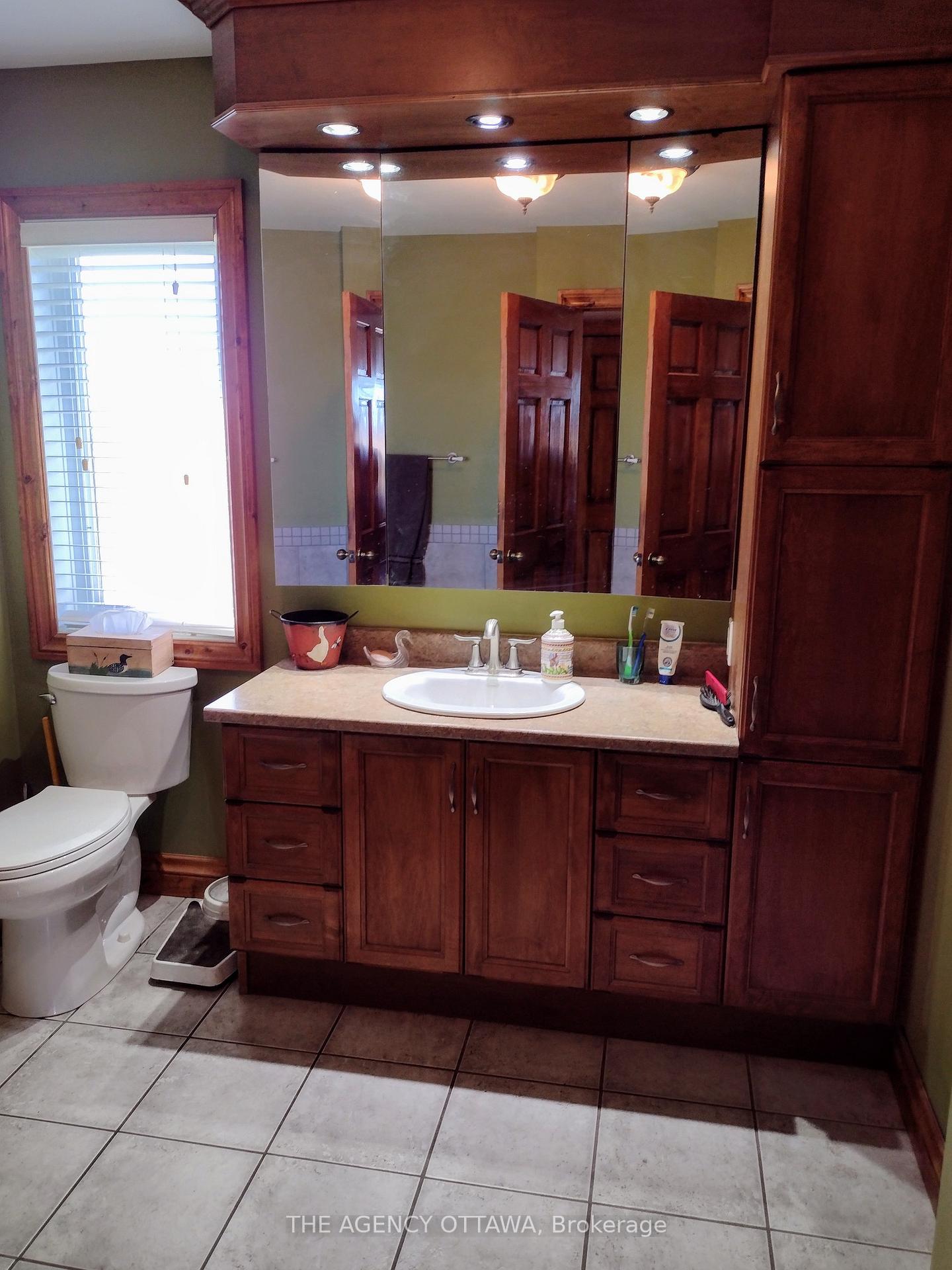 Photo 25 of 13243 Thompson Road, North Dundas, North Dundas (Winchester) Twp — HOMEH