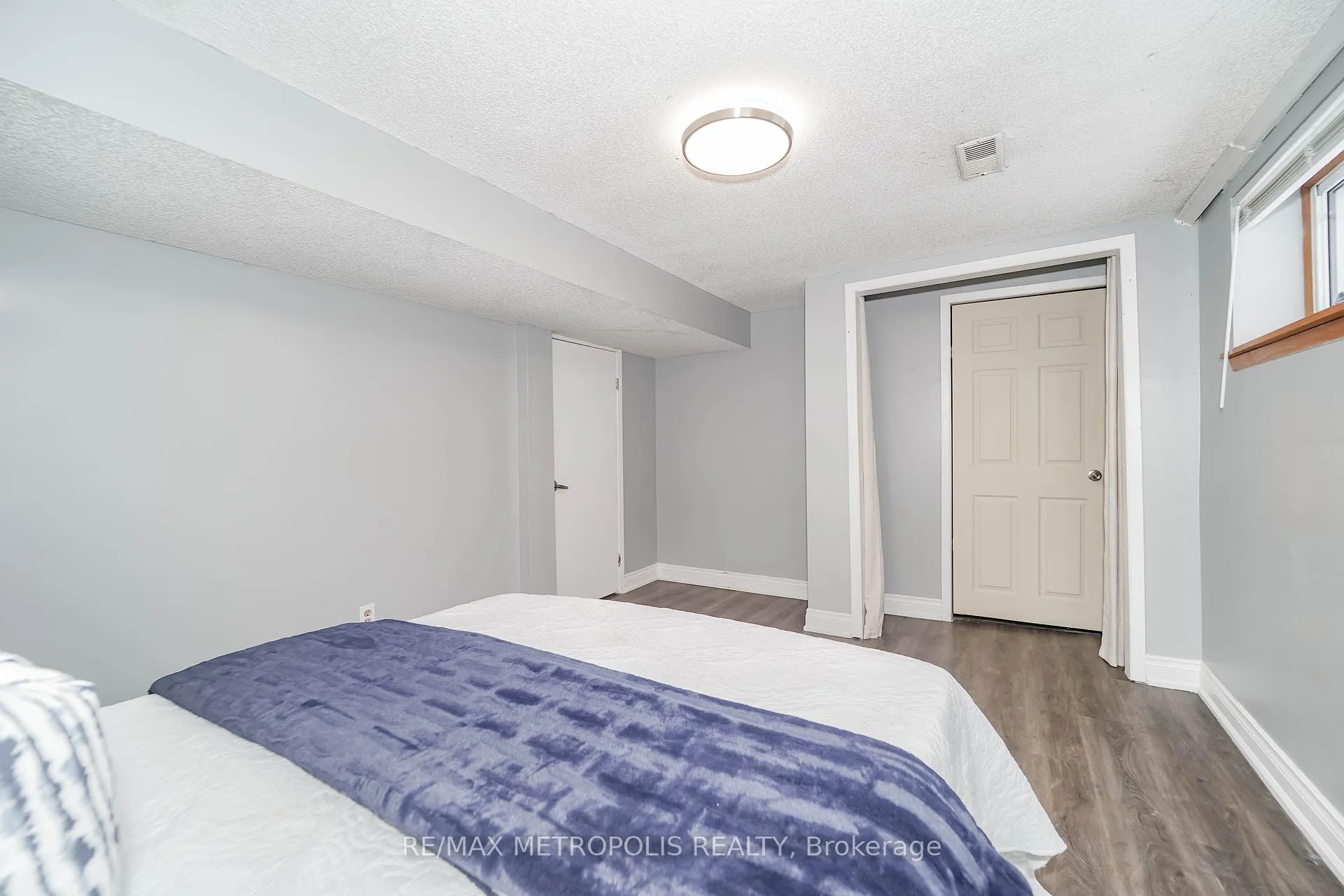 Photo 42 of 332 Nina Court, Oshawa, Eastdale — HOMEH