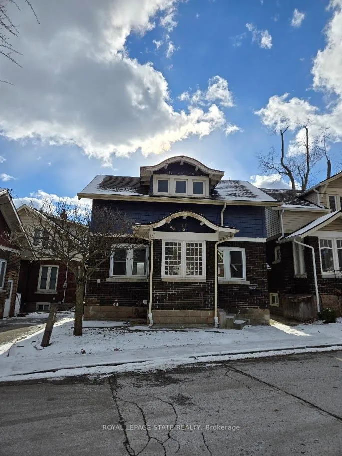 Photo 1 of 4352 Otter Street, Niagara Falls, Downtown — HOMEH