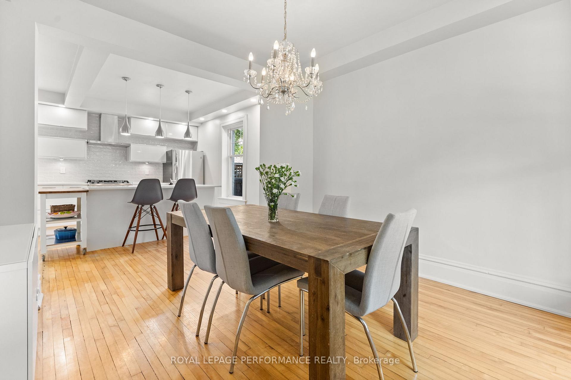 Photo 5 of 79 Queen Mary Street, Ottawa, Overbrook/Castle Heights — HOMEH