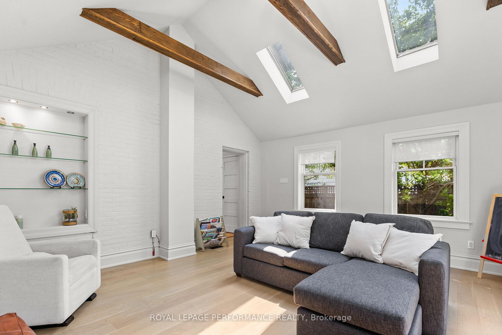 Photo 14 of 79 Queen Mary Street, Ottawa, Overbrook/Castle Heights — HOMEH
