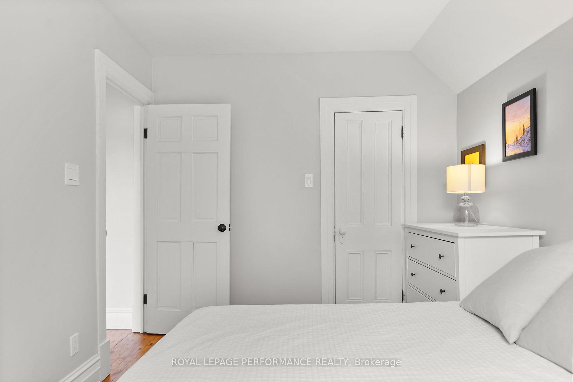 Photo 18 of 79 Queen Mary Street, Ottawa, Overbrook/Castle Heights — HOMEH