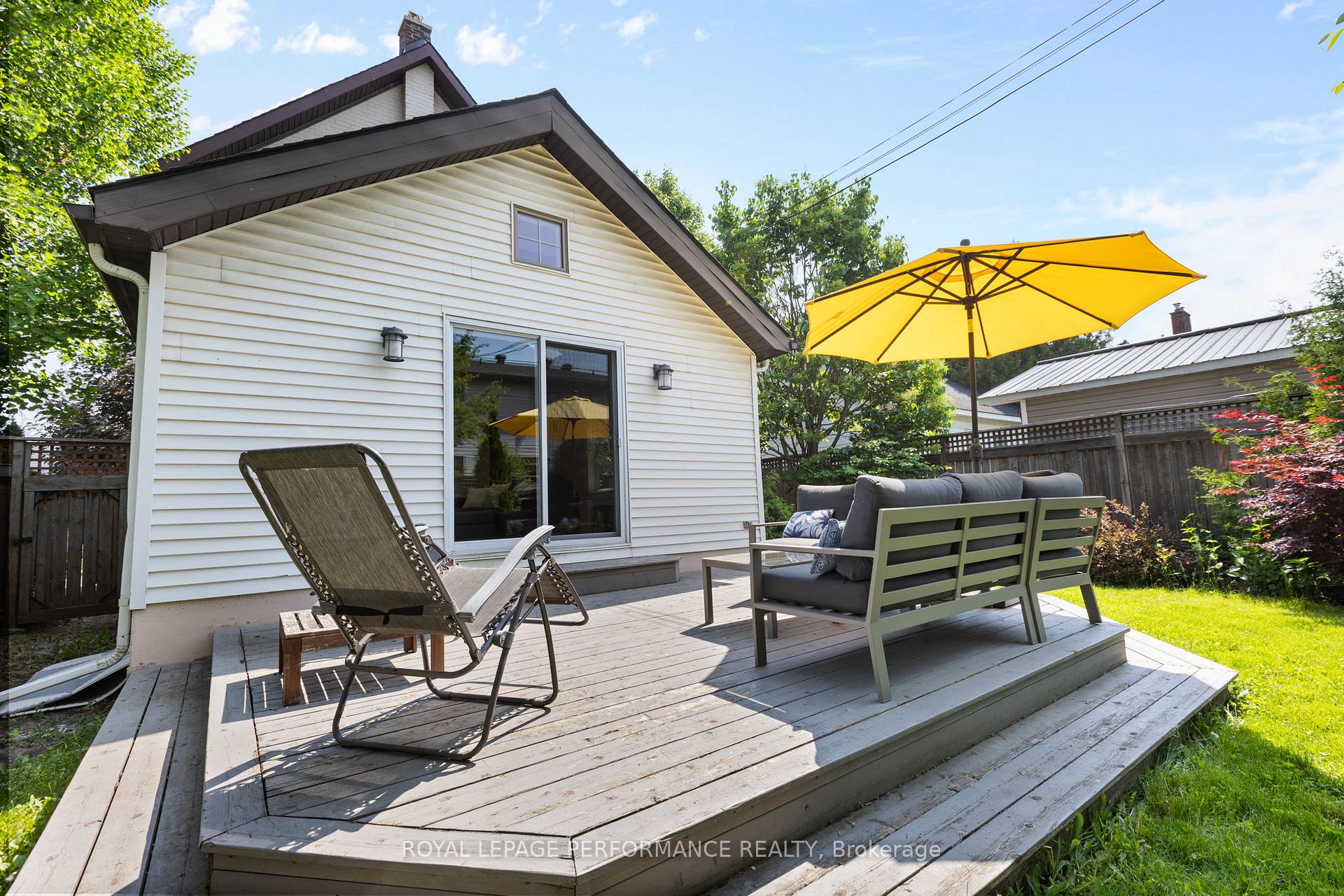 Photo 26 of 79 Queen Mary Street, Ottawa, Overbrook/Castle Heights — HOMEH